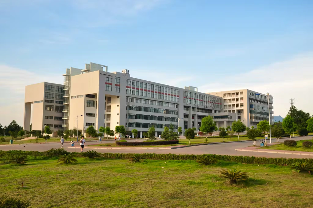 Jinggangshan University